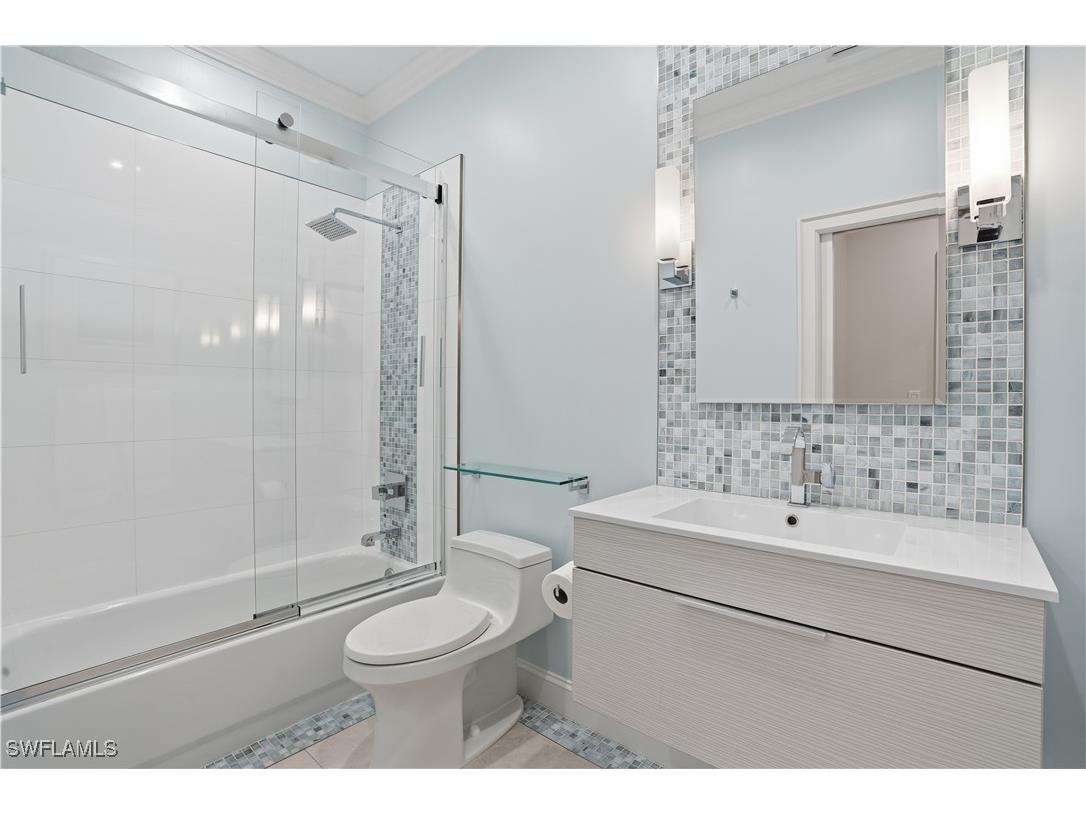 1600 Clermont Drive #J-302 Naples FL 34109 225081345 image14
