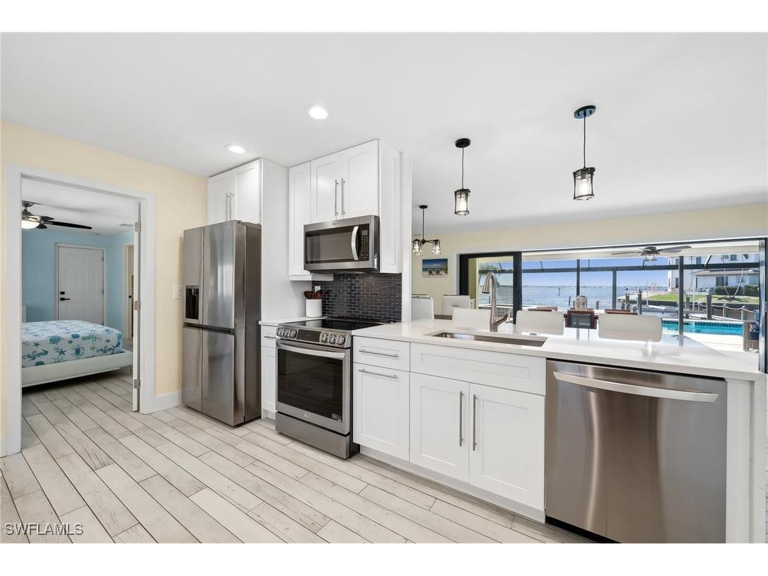1600 Edith Esplanade Cape Coral FL 33904 225028582 image19