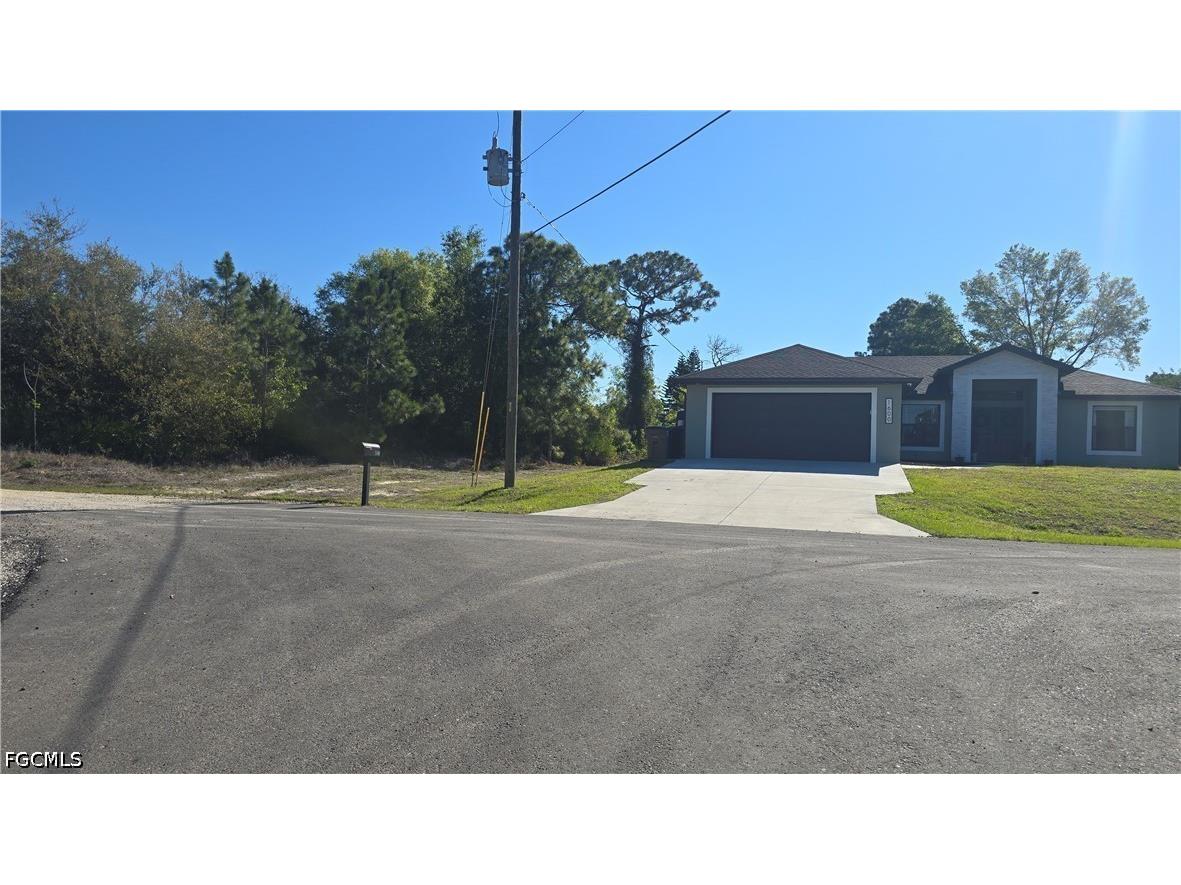1600 Fred Avenue N Lehigh Acres FL 33971 2026012737 image5