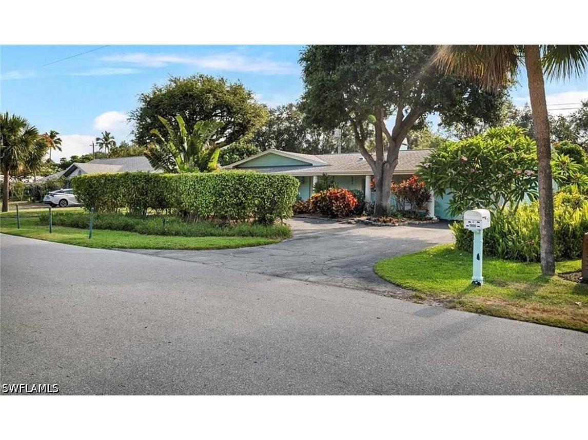 1600 Mandarin Road Naples FL 34102 226017164 image2