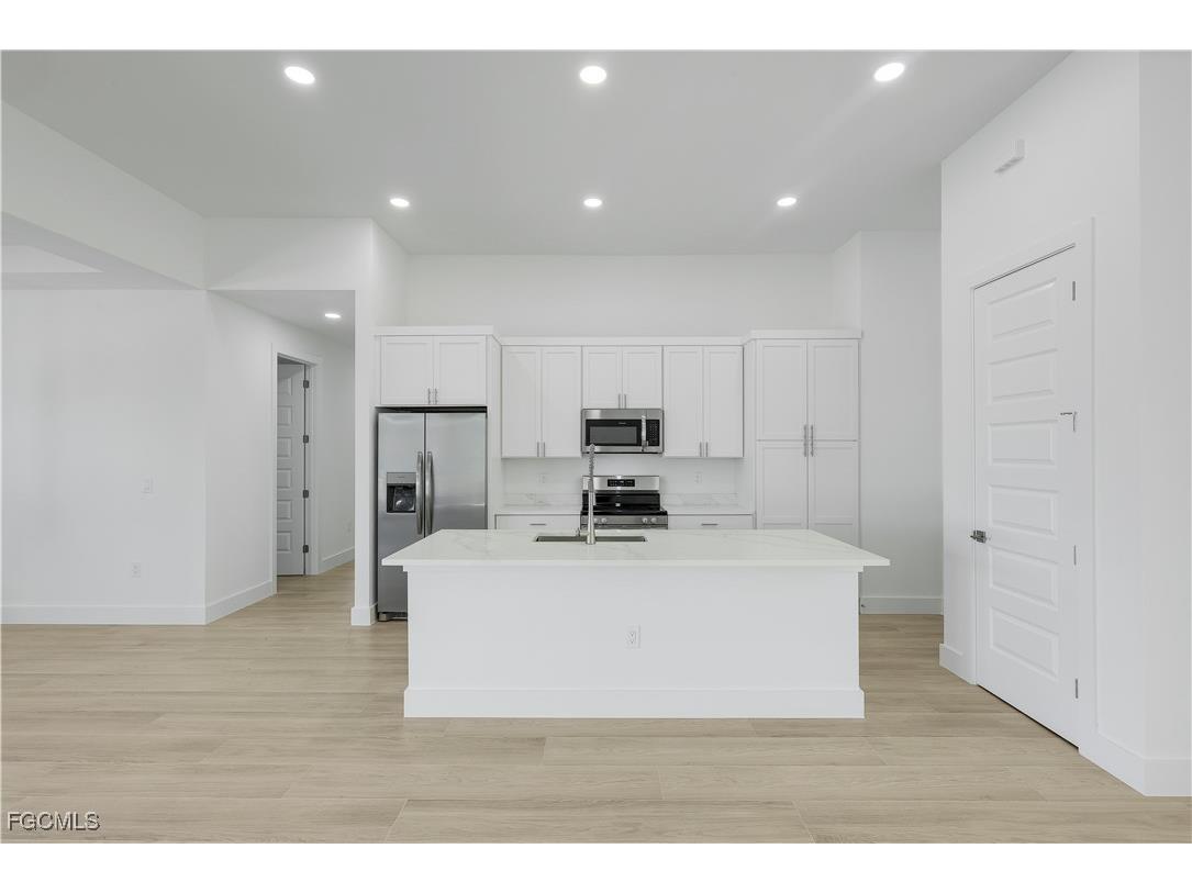 1600 NW 38th Avenue Cape Coral FL 33993 2026002231 image10