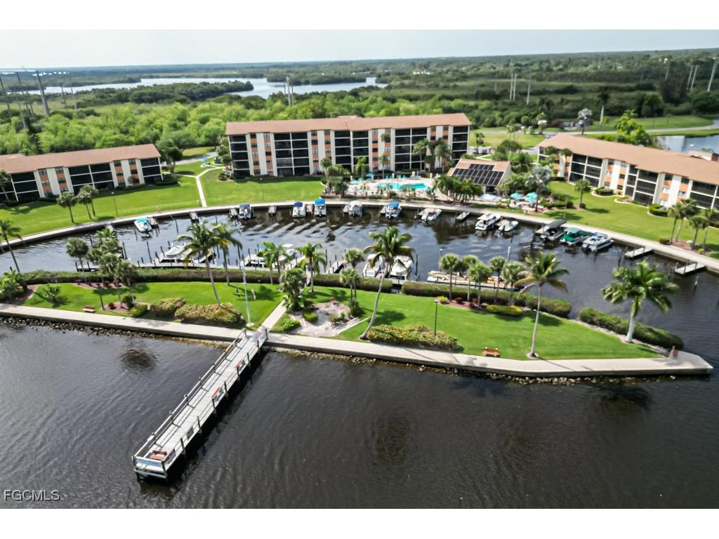 16000 Bay Pointe Boulevard #306 North Fort Myers FL 33917 2025019193 image1
