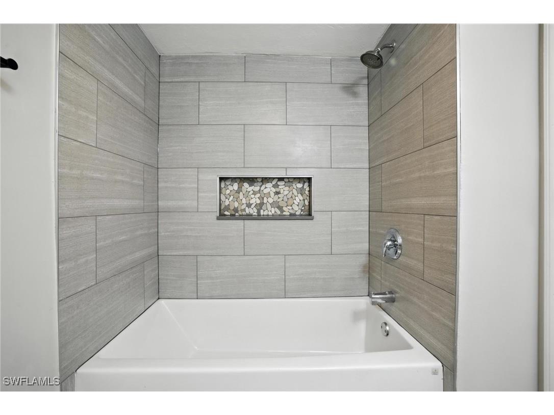 16001 Dublin Circle #103 Fort Myers FL 33908 225061775 image18