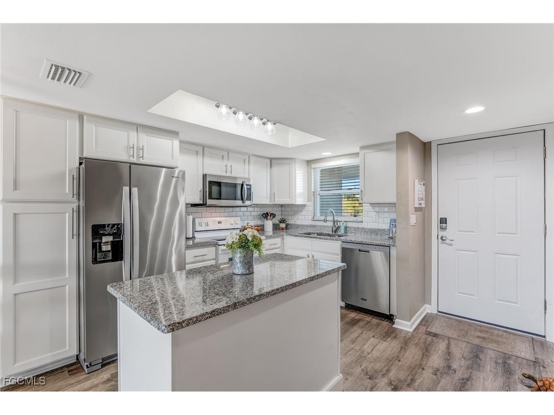 16007 Davis Road #524 Fort Myers FL 33908 2025026022 image7