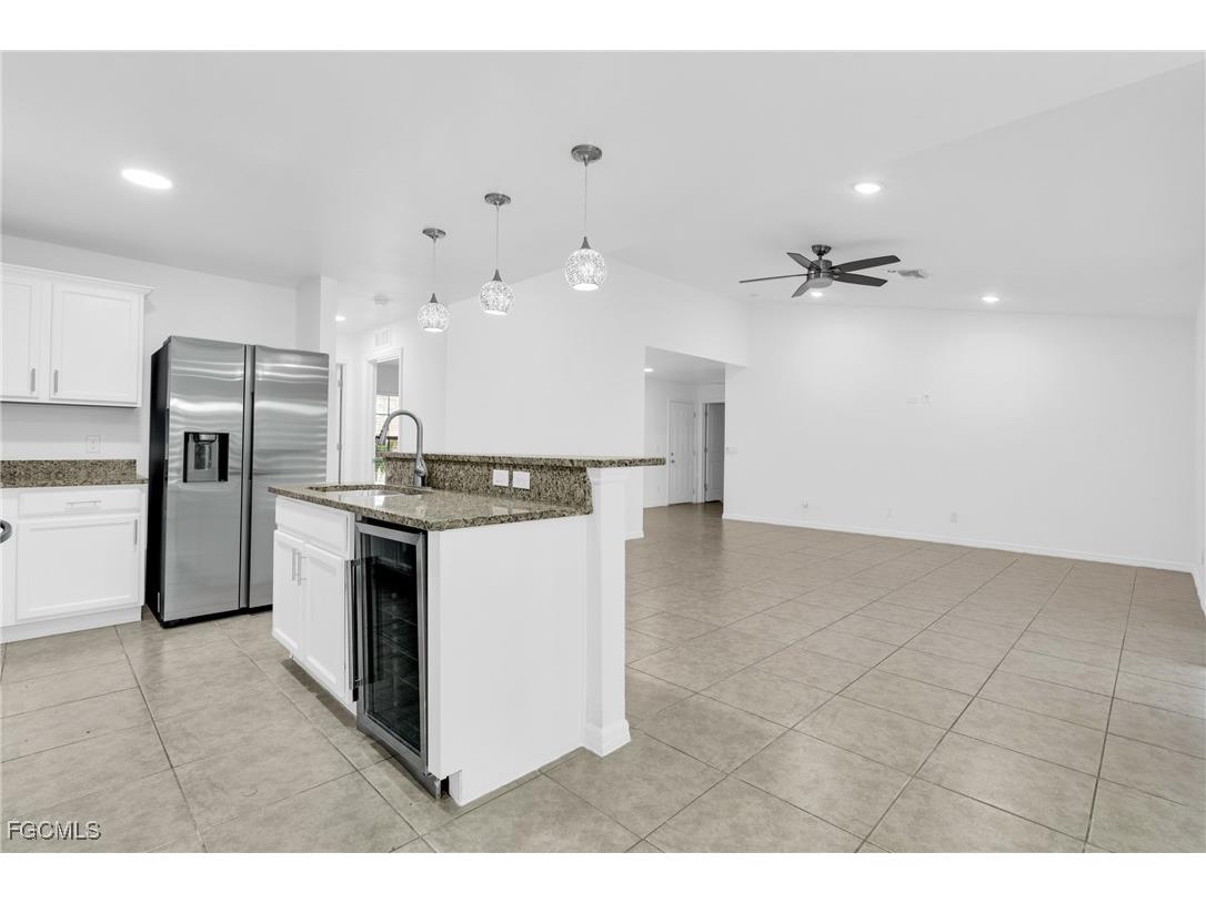 1601 SW 12th Terrace Cape Coral FL 33991 2025022292 image10