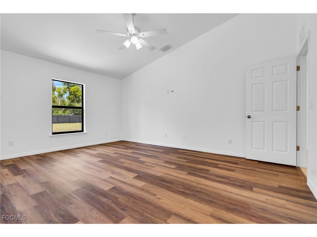 1601 SW 12th Terrace Cape Coral FL 33991 2025022292 image18