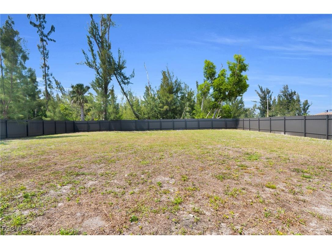1601 SW 12th Terrace Cape Coral FL 33991 2025022292 image30