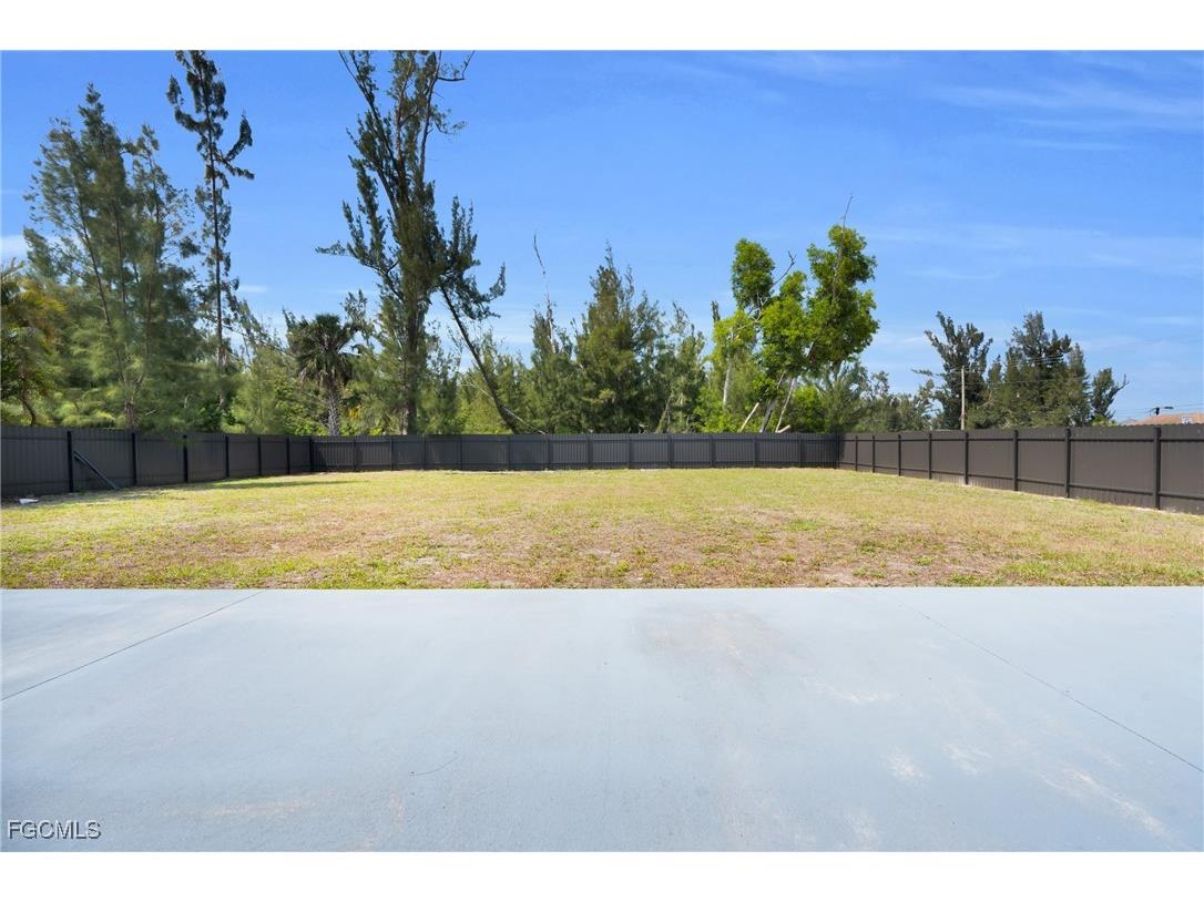 1601 SW 12th Terrace Cape Coral FL 33991 2025022292 image31