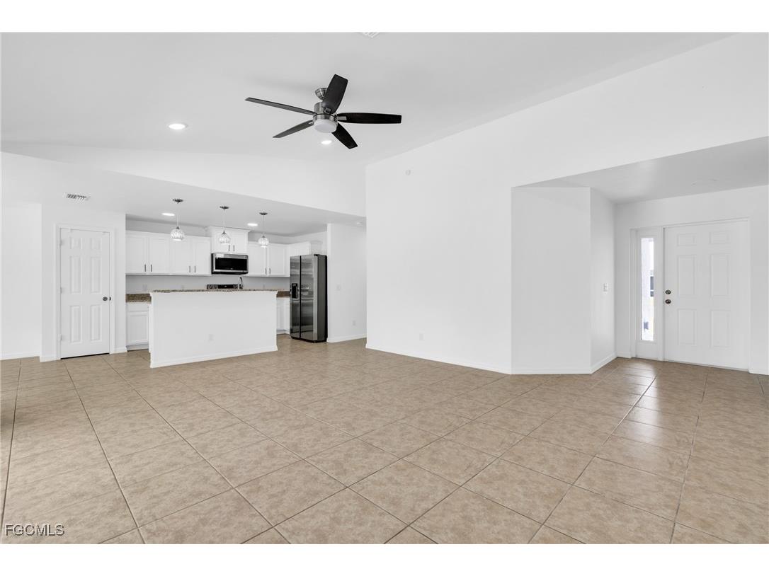 1601 SW 12th Terrace Cape Coral FL 33991 2025022292 image5