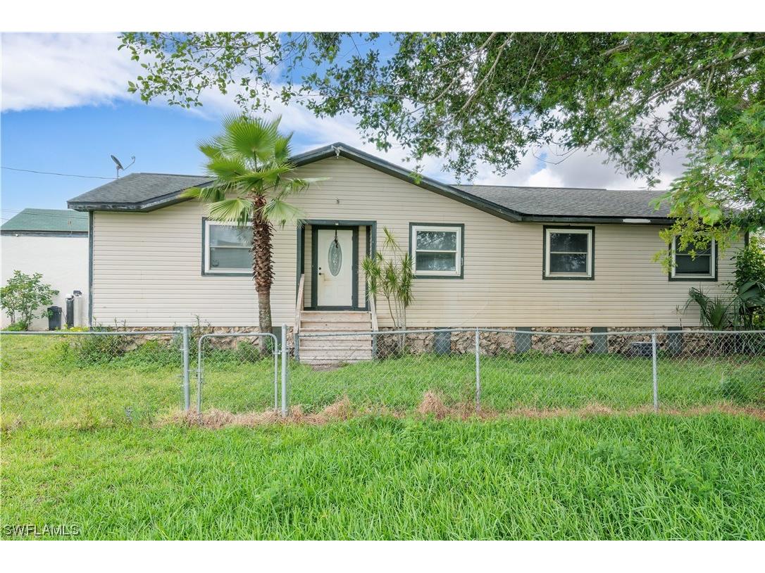 1601 Yvonne Avenue S Lehigh Acres FL 33976 223045974 image1
