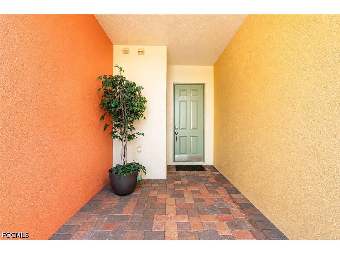 16010 Via Solera Circle #104 Fort Myers FL 33908 2026028827 image3