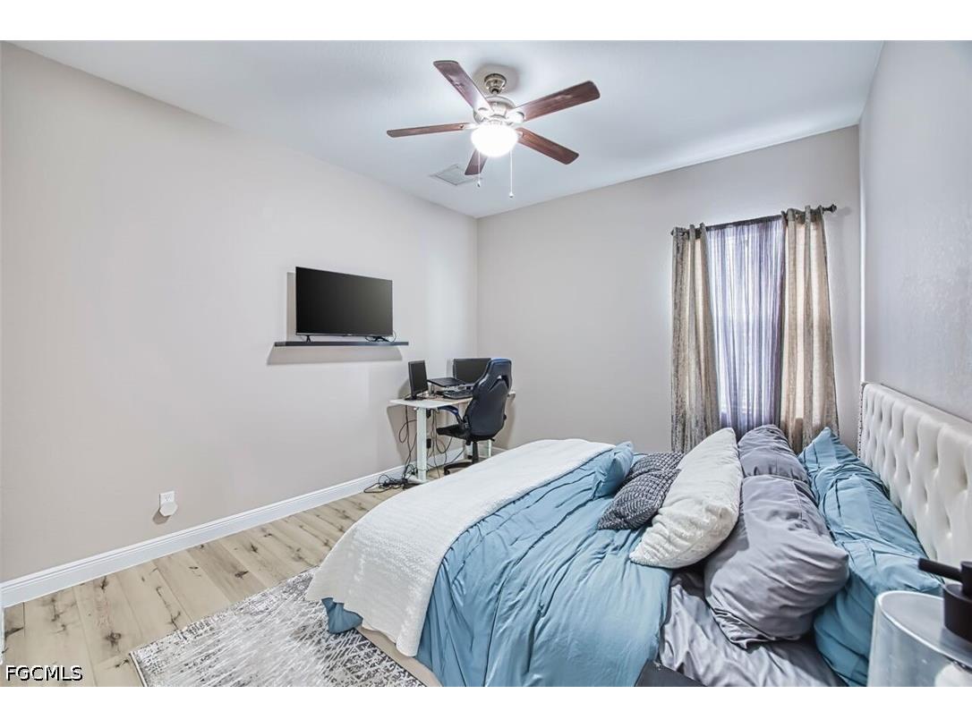 16018 Thorn Wood Drive Fort Myers FL 33908 2026016022 image28