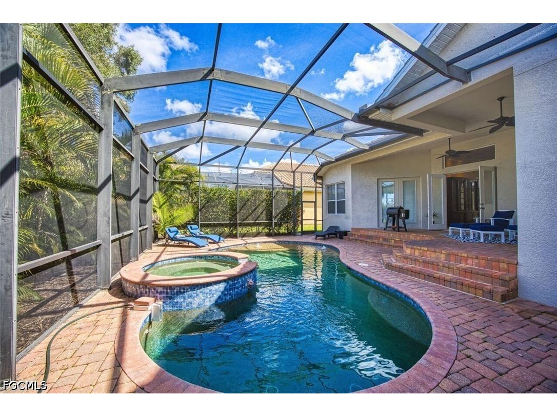 16018 Thorn Wood Drive Fort Myers FL 33908 2026016022 image4