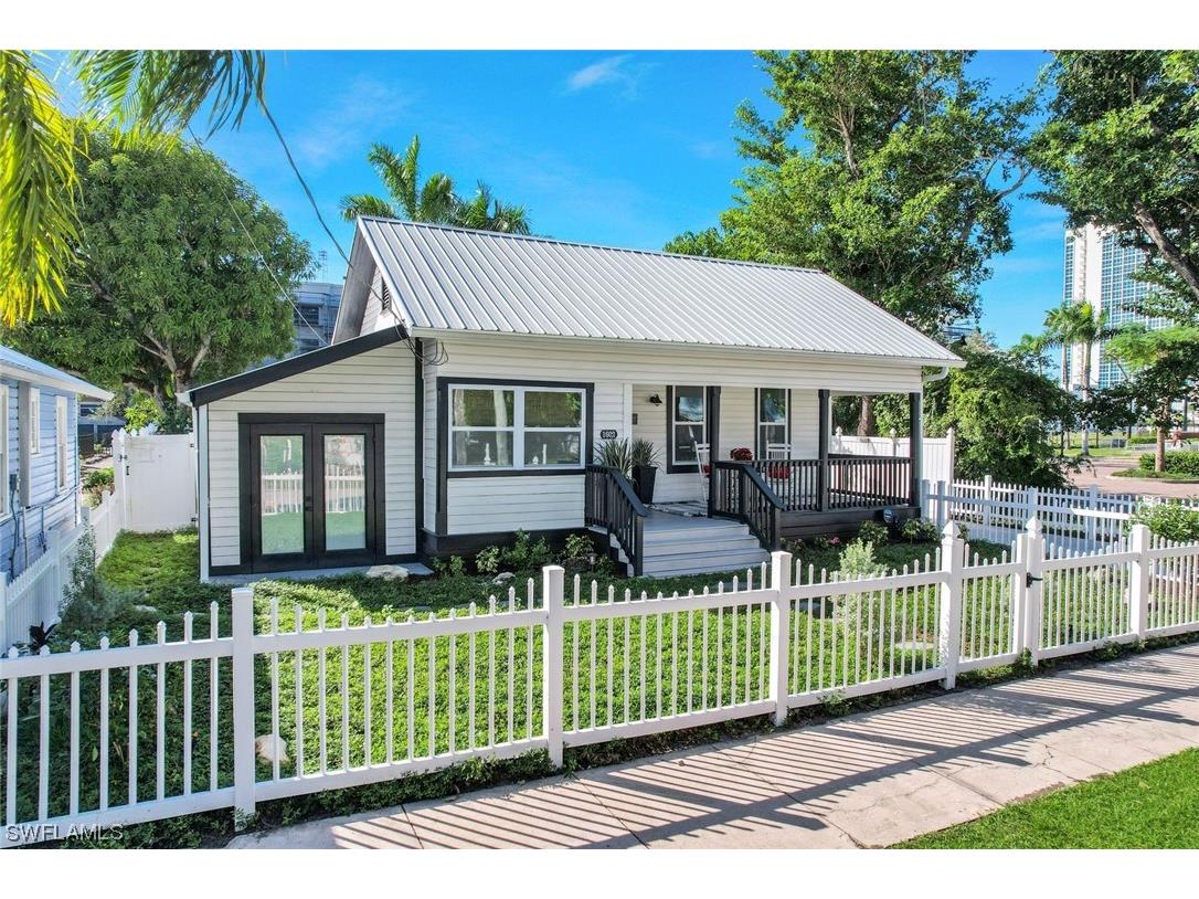 1602 Hough Street Fort Myers FL 33901 223090946 image1