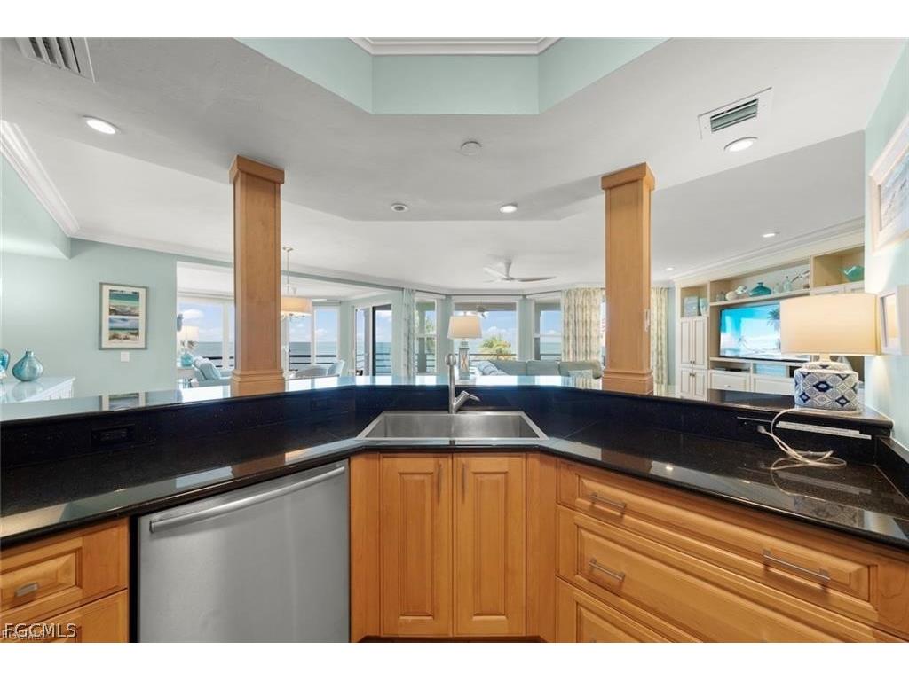 1602 Lands End Village Captiva FL 33924 2026009643 image16