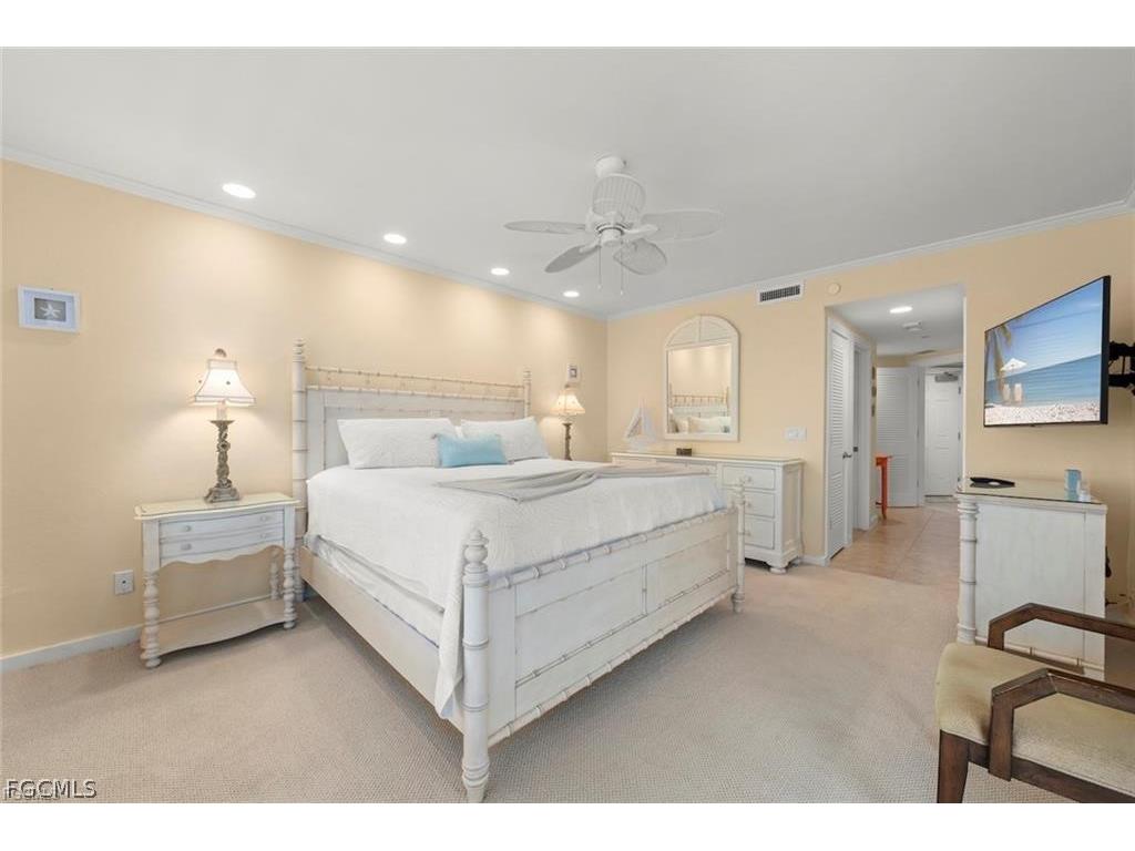 1602 Lands End Village Captiva FL 33924 2026009643 image35