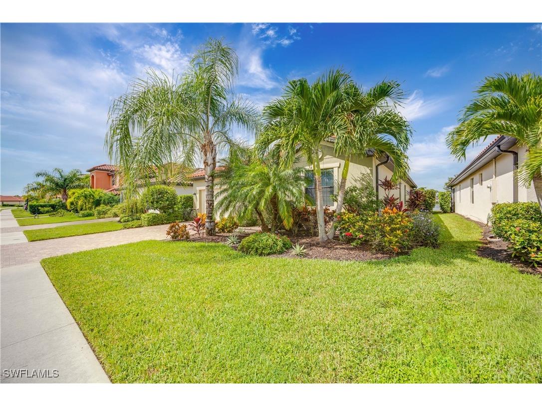 1602 Santiago Circle Naples FL 34113 225071392 image6