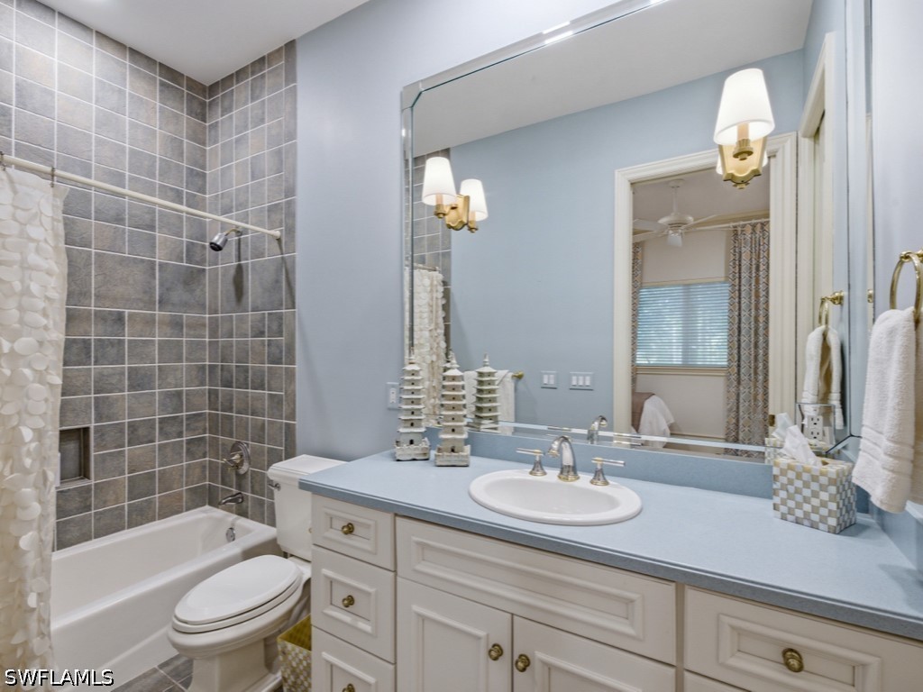 16029 Trebbio Way Naples FL 34110 226012462 image22