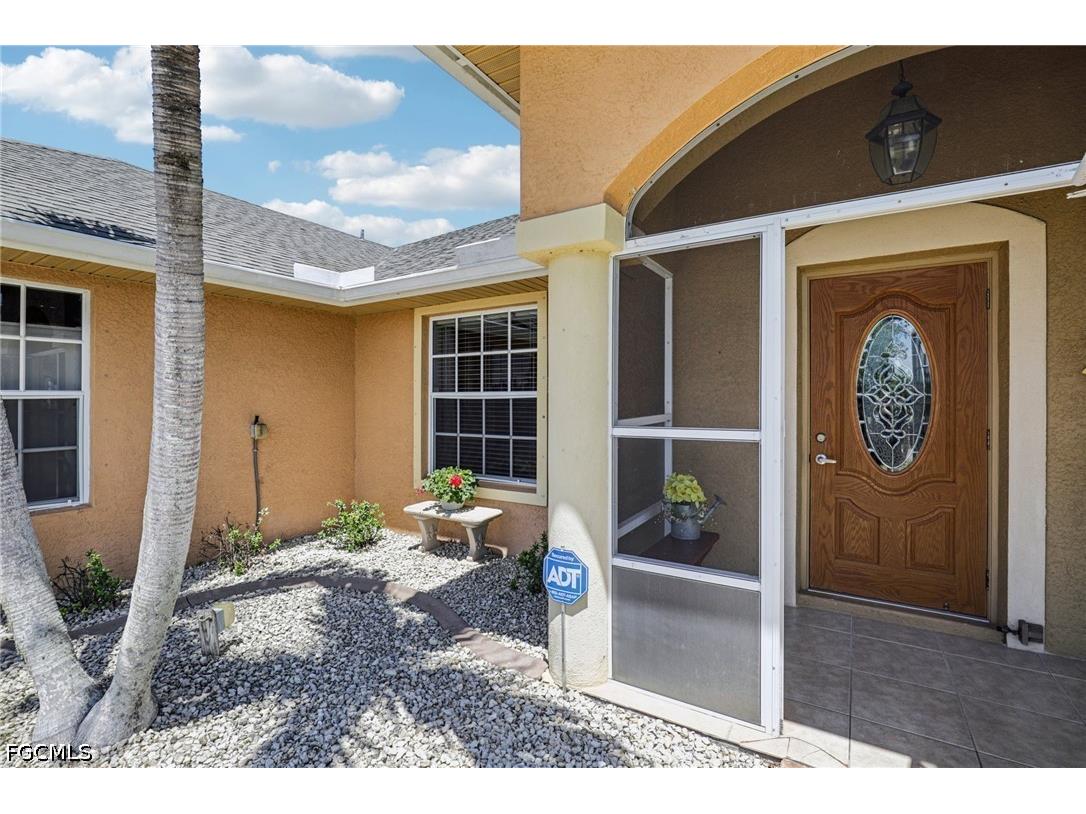 1603 NE 33rd Lane Cape Coral FL 33909 2026017864 image4