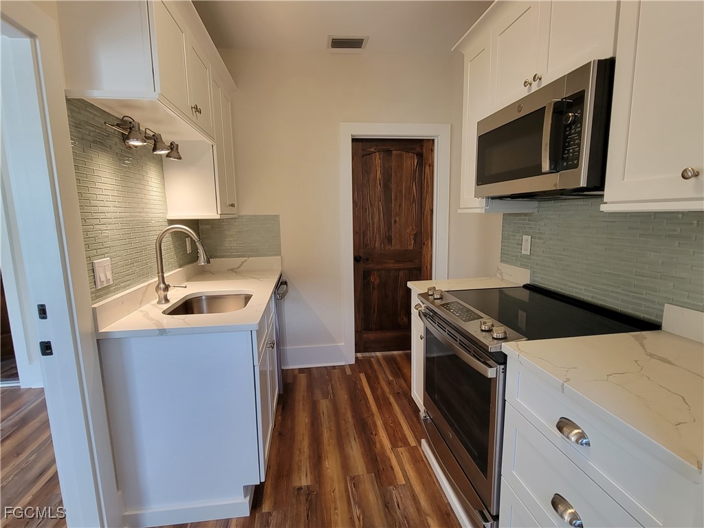 1603 Woodford Avenue Fort Myers FL 33901 2025026315 image27