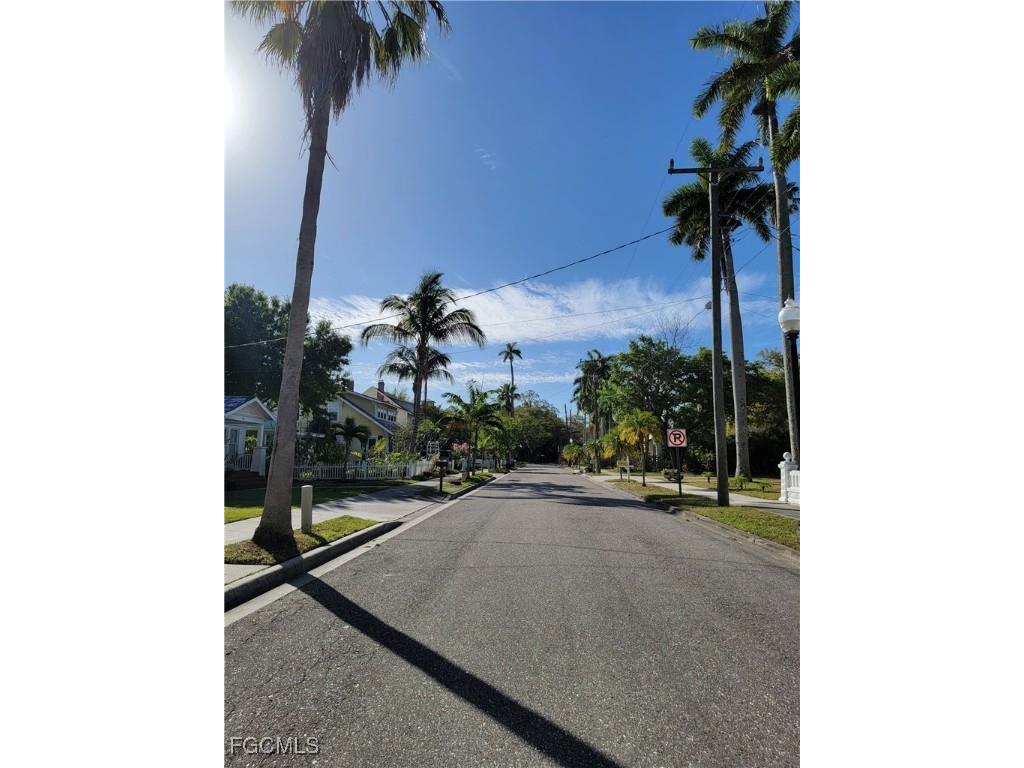 1603 Woodford Avenue Fort Myers FL 33901 2025026315 image5
