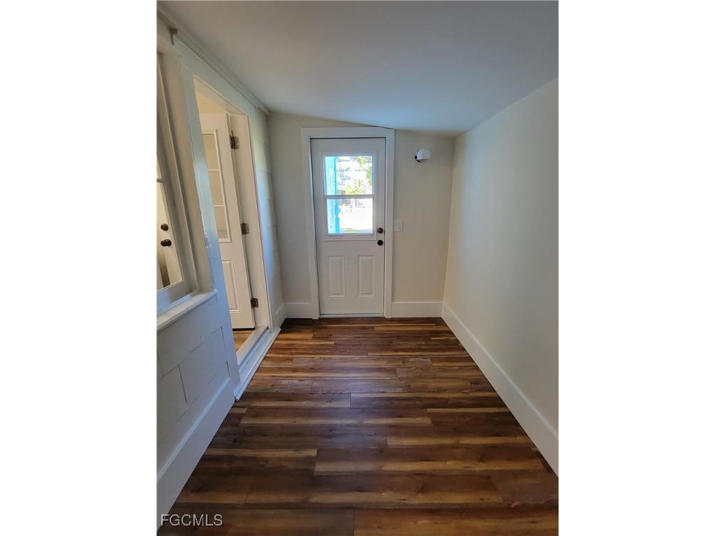 1603 Woodford Avenue Fort Myers FL 33901 2025026315 image9