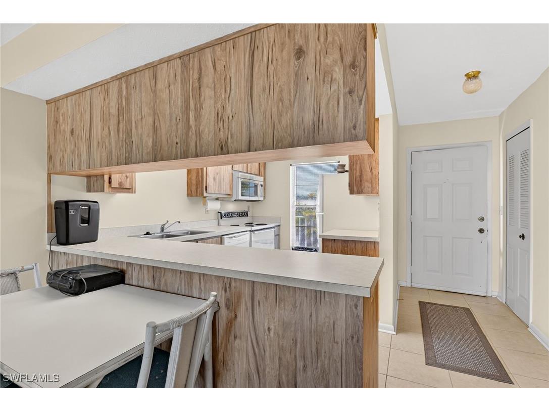 16031 Dublin Circle #204 Fort Myers FL 33908 225080166 image4