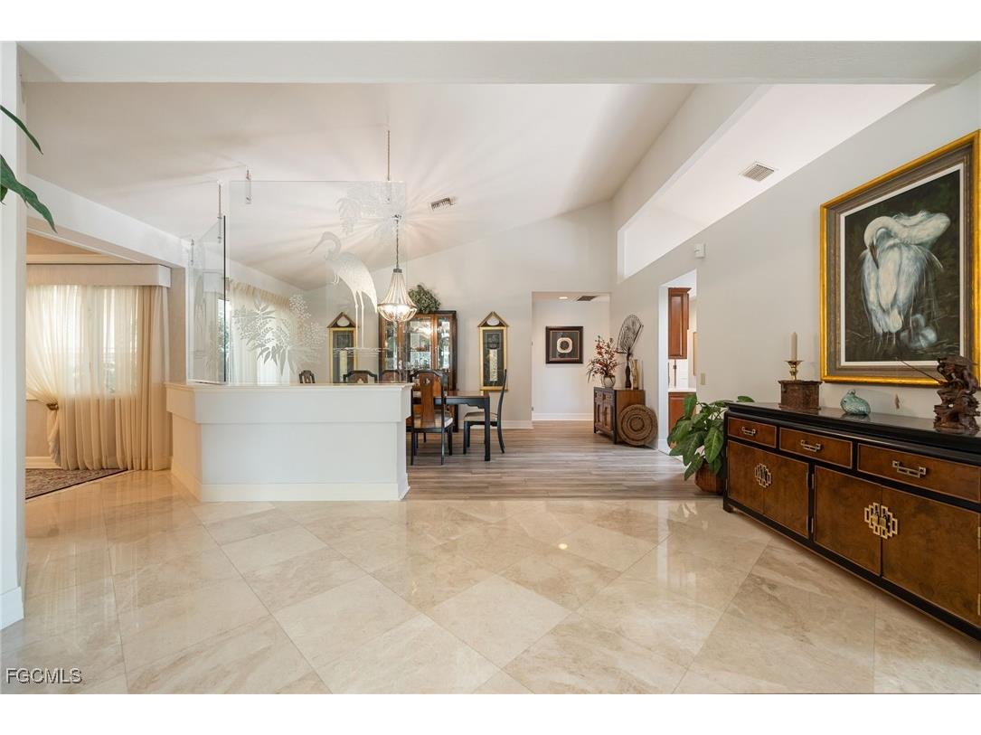 16031 Forest Oaks Drive Fort Myers FL 33908 2025022573 image14