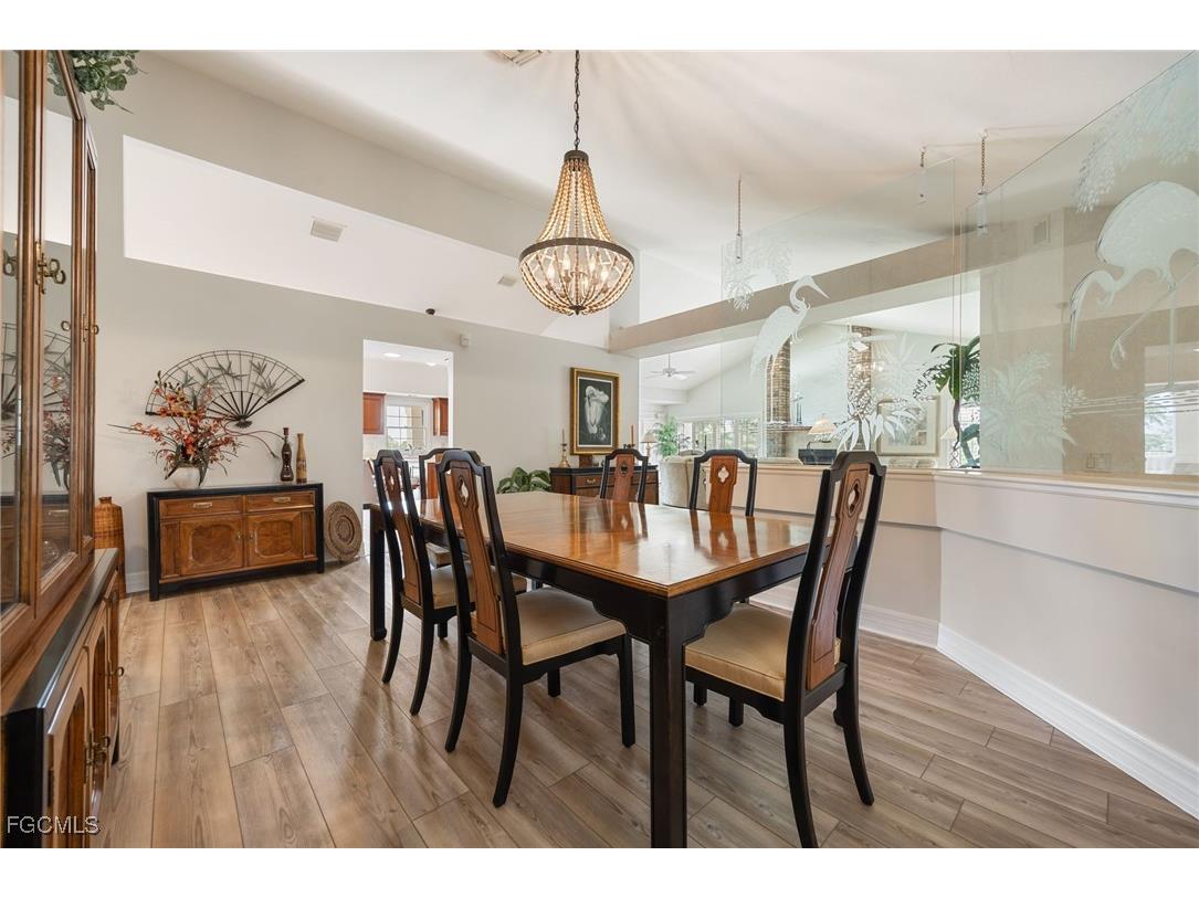 16031 Forest Oaks Drive Fort Myers FL 33908 2025022573 image22