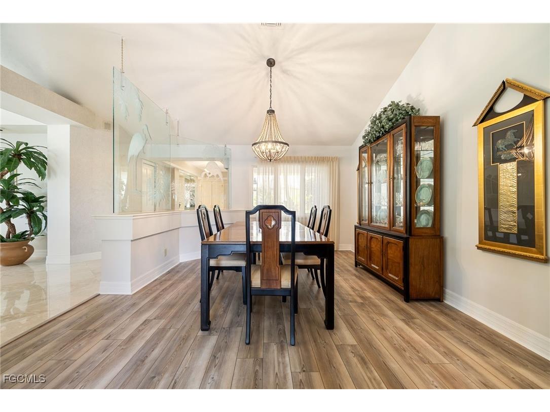 16031 Forest Oaks Drive Fort Myers FL 33908 2025022573 image23