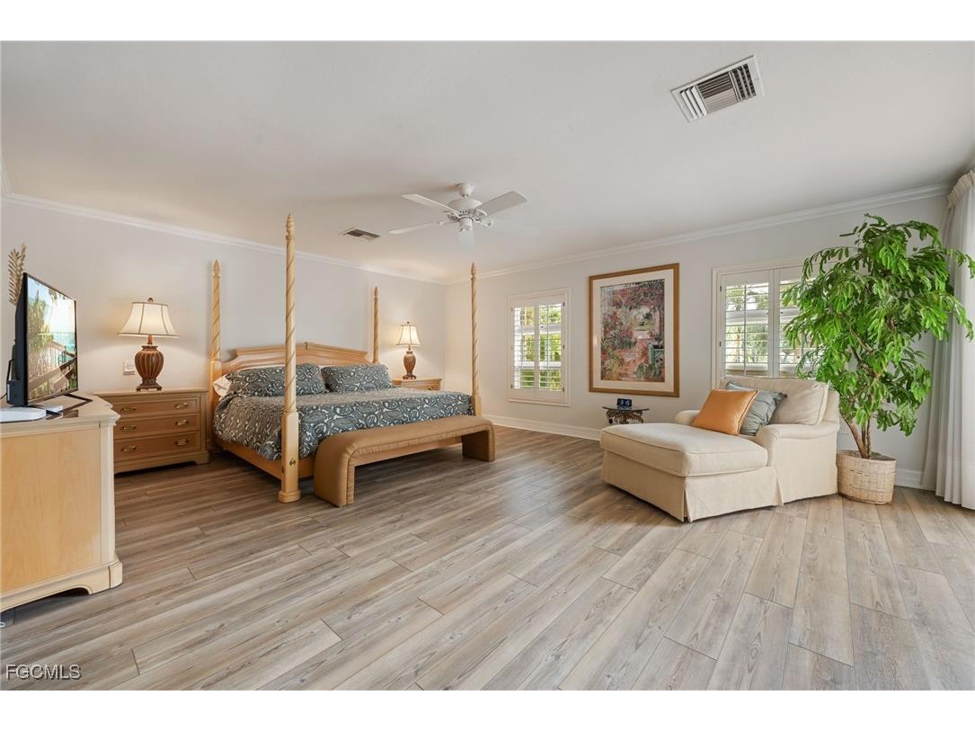 16031 Forest Oaks Drive Fort Myers FL 33908 2025022573 image26