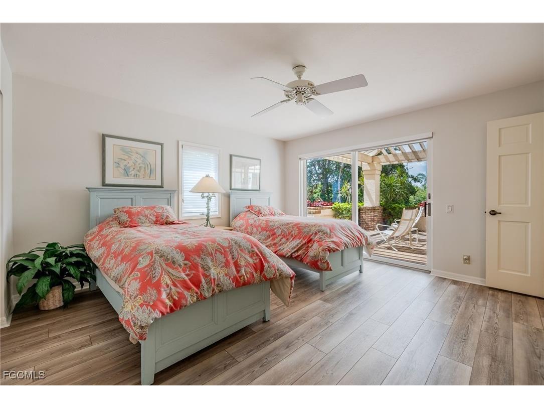 16031 Forest Oaks Drive Fort Myers FL 33908 2025022573 image34