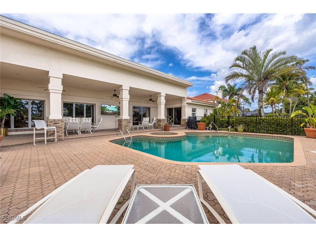 16031 Forest Oaks Drive Fort Myers FL 33908 2025022573 image42