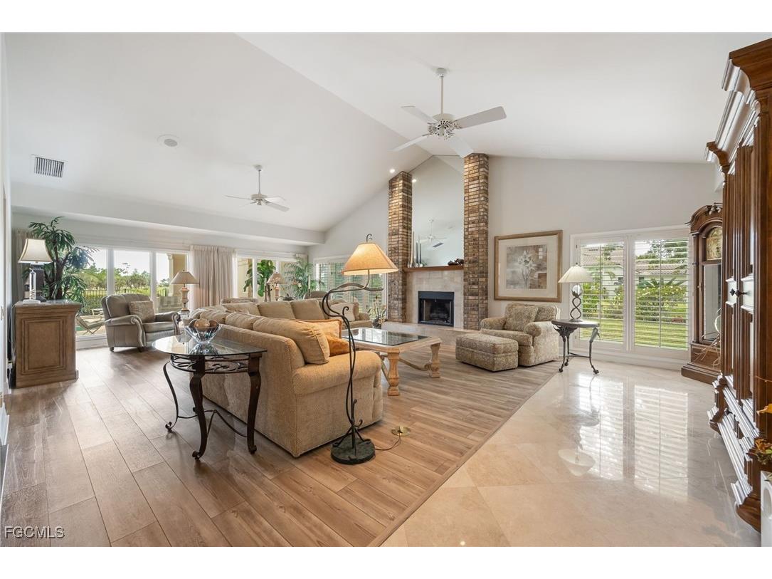 16031 Forest Oaks Drive Fort Myers FL 33908 2025022573 image7