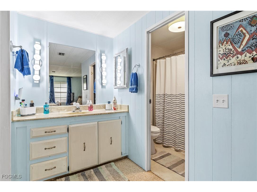 16033 Hibiscus Way North Fort Myers FL 33903 2025017598 image17