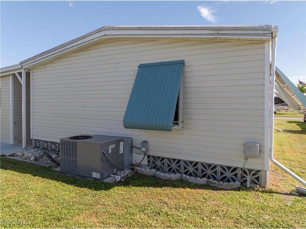 16033 Hibiscus Way North Fort Myers FL 33903 2025017598 image32