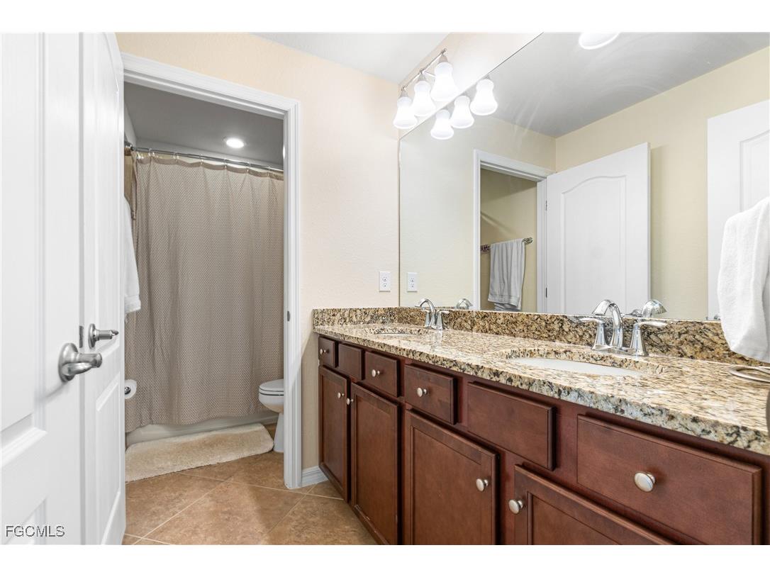 16035 Mistflower Drive Alva FL 33920 2025008319 image36