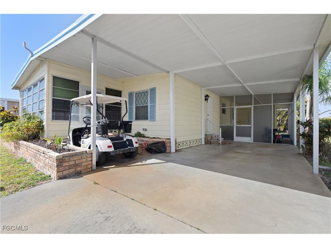 16037 Citron Way North Fort Myers FL 33903 2025012483 image27