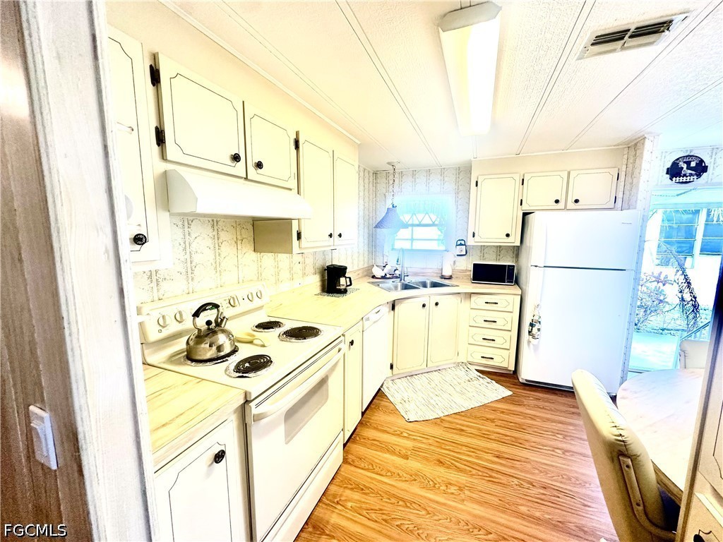 16037 Citron Way North Fort Myers FL 33903 2026019901 image8