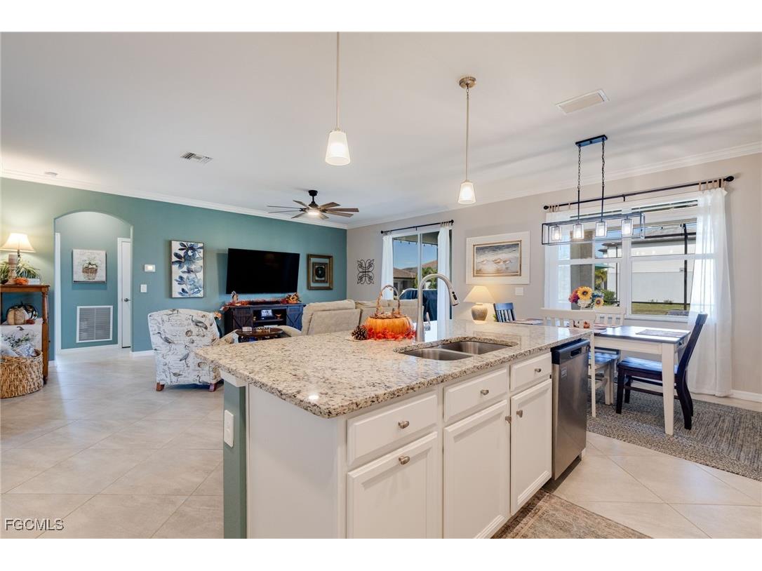 16042 Rosemallow Lane Alva FL 33920 2025019197 image8