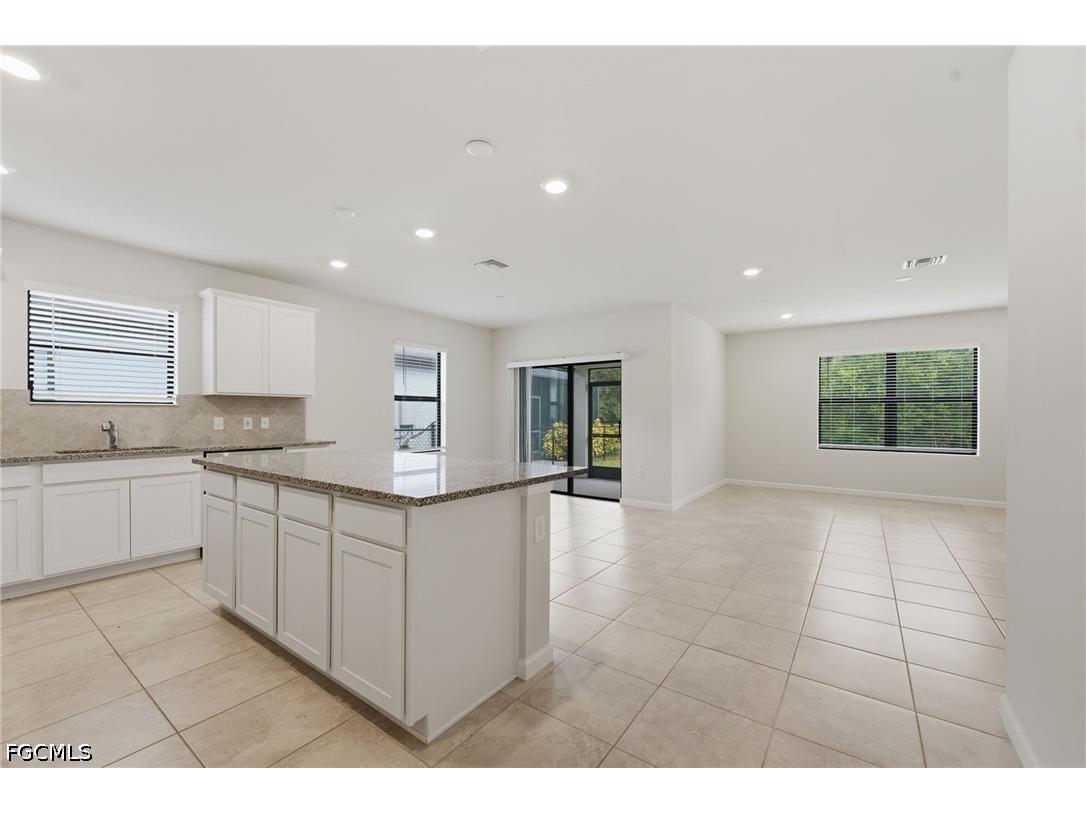 16048 Beachberry Drive North Fort Myers FL 33917 2026018681 image4