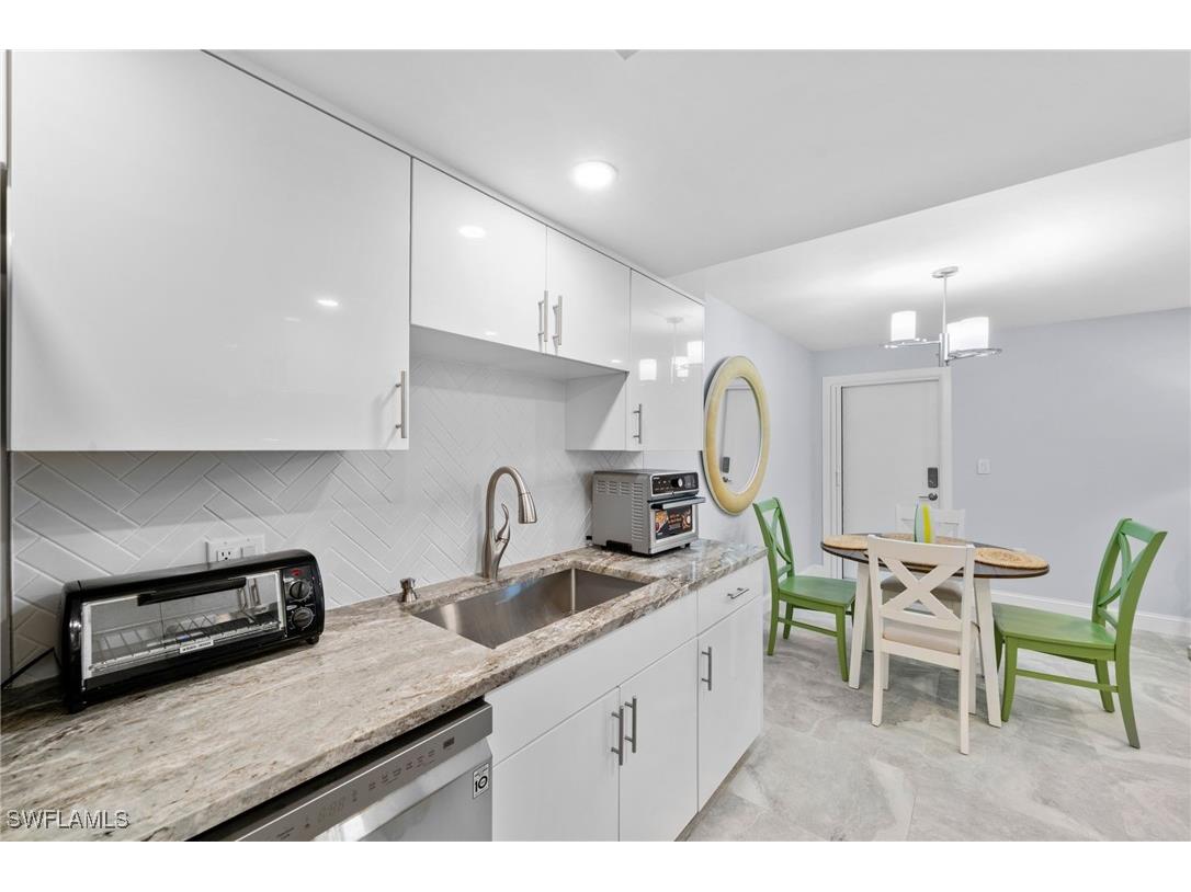 1605 Chesapeake Avenue #2 Naples FL 34102 225073223 image15