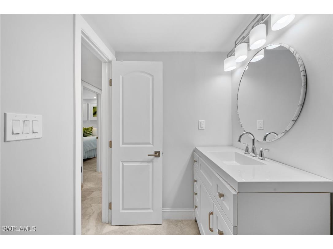 1605 Chesapeake Avenue #2 Naples FL 34102 225073223 image22