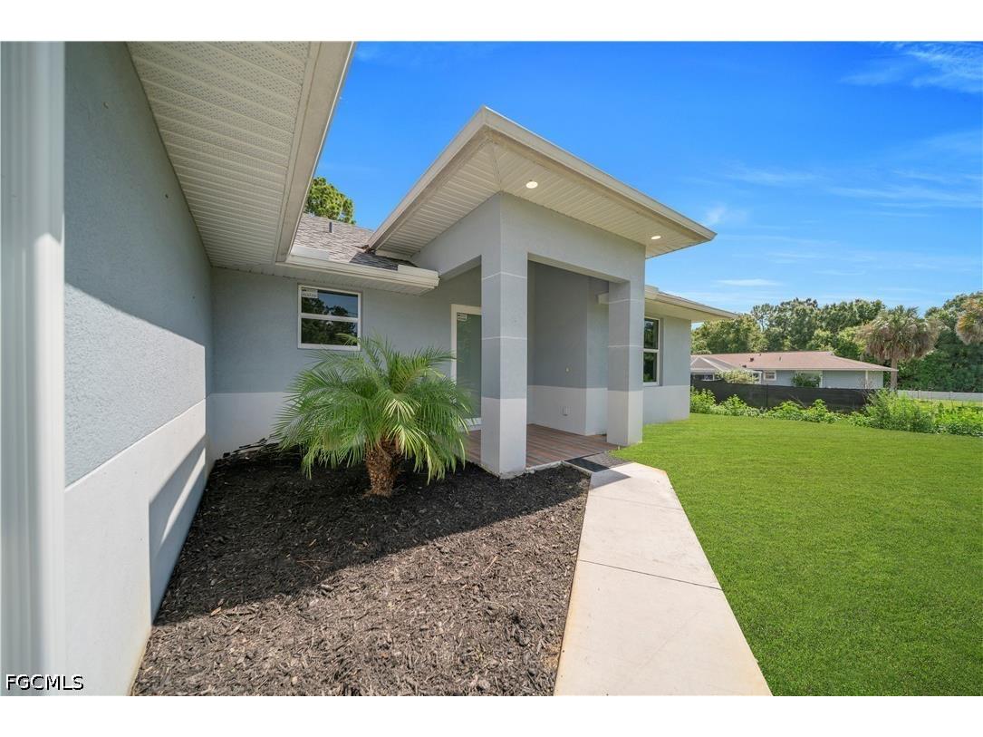 1605 E 6th Street Lehigh Acres FL 33972 2026029142 image9