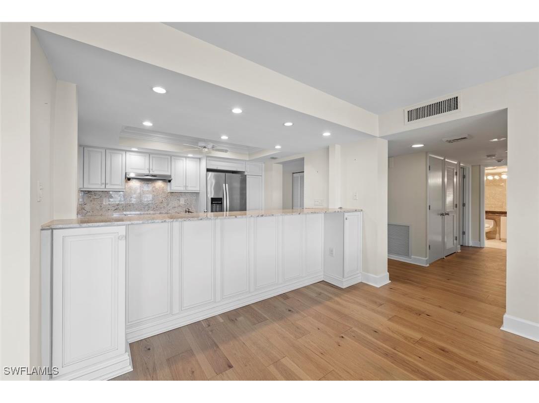 1605 Middle Gulf Drive #105 Sanibel FL 33957 225040092 image5