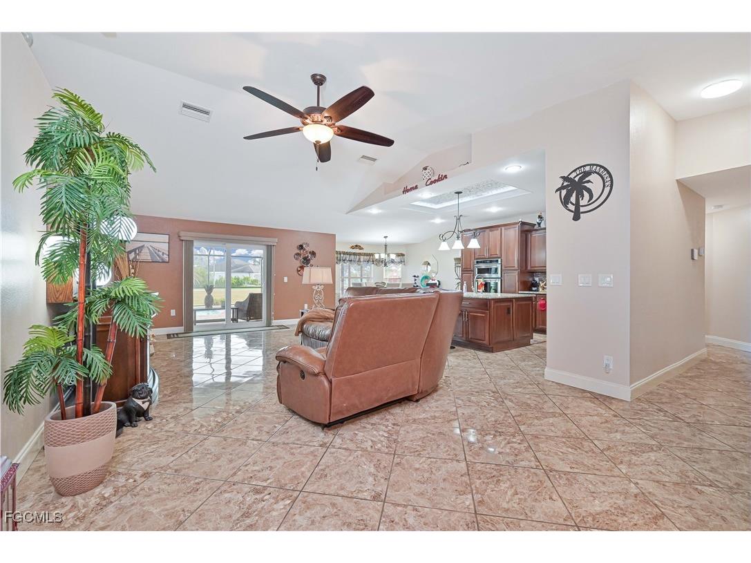 1605 NW 43rd Avenue Cape Coral FL 33993 2025020367 image13