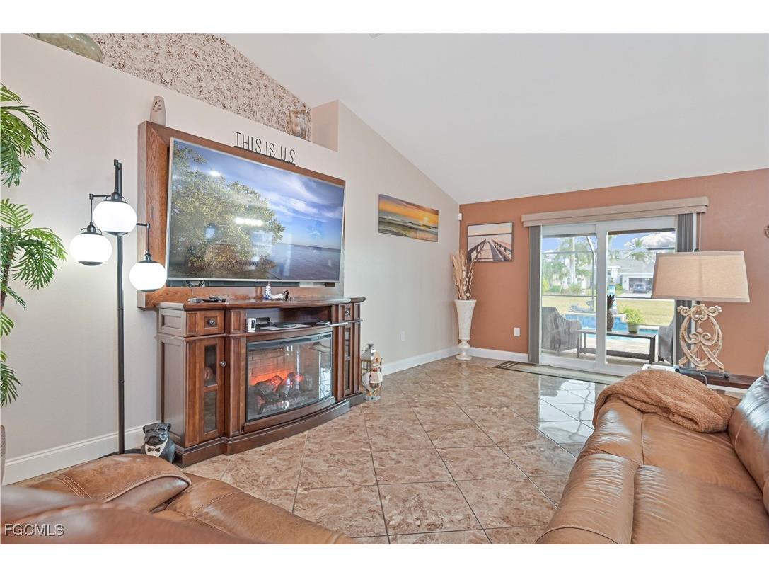 1605 NW 43rd Avenue Cape Coral FL 33993 2025020367 image15