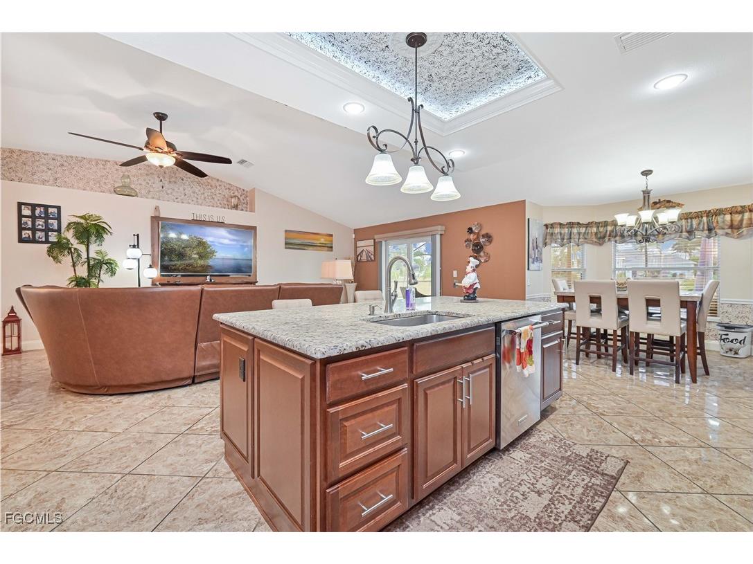 1605 NW 43rd Avenue Cape Coral FL 33993 2025020367 image21