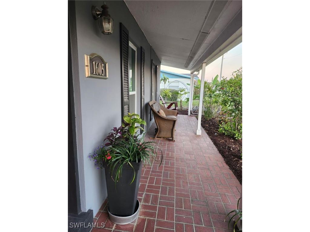 1605 Oakley Avenue Fort Myers FL 33901 225037401 image11