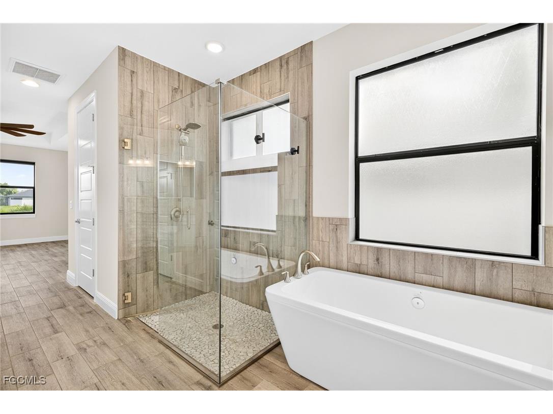 1605 SW 1st Terrace Cape Coral FL 33991 2025002804 image17